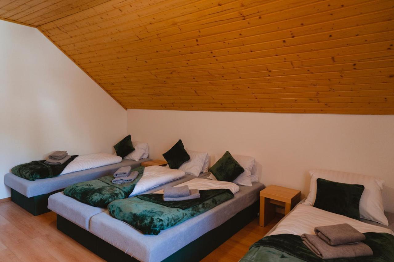 Jambrichova Chata Vysoké Tatry Exteriör bild